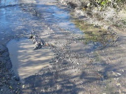 В Константиновке по ул. 6-е Сентября &laquo;СЕЗ&raquo; и течь устранит, и трещину на доме заделает