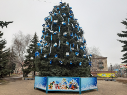 В Константиновке назвали дату открытия новогодней ели