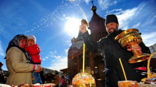 Комендантский час в Украине: отменят ли ограничения на Пасху
