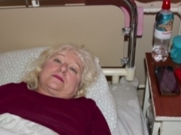 В поезде &laquo;Киев-Бердянск&raquo; на женщину рухнула полка с пассажиром: в &laquo;Укрзализныце&raquo; не признают свою ви