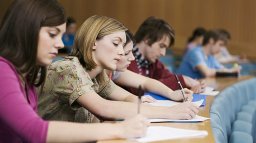 В результате недостаточного финансирования образовательной сферы многие украинские вузы закроются &ndash; 