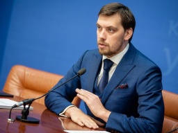 Премьер-министр пообещал повысить зарплаты учителям: &laquo;не так, как хотелось&raquo;