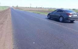 Между Мирноградом и Константиновкой провели ремонт дорожного полотна