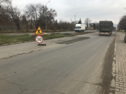 В Константиновке &laquo;залатают&raquo; ямы по улице Мирошниченко