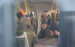 
Как оформить справку о нахождении военного в плену: разъяснение
