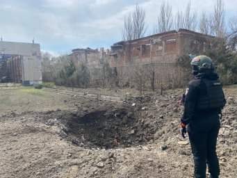 Авіаудари та атаки дронів по Костянтинівці: пошкоджено інфраструктуру та освітній заклад