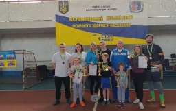 
В Константиновке прошли соревнования &laquo;Мама, папа, я - спортивная семья&raquo;
