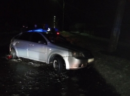 Водитель скончался от столкновения со столбом