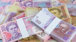 К своему 20-летию гривна &laquo;подошла&raquo; обесцененной более чем в 14 раз (ФОТО)