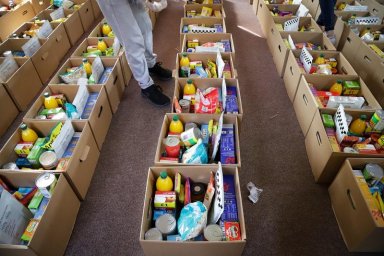 Константиновка: начинается очередная выдача продуктовых наборов