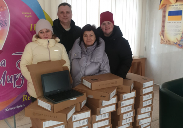 262 хромбуки для учнів: підтримка освіти в Костянтинівській громаді