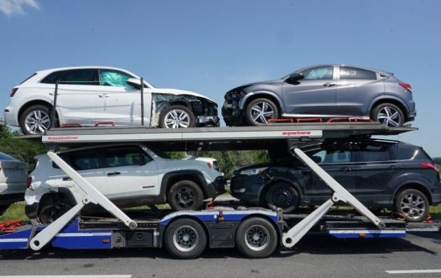 
Украинцы смогут растаможить авто через &laquo;Дію&raquo;: как это будет работать
