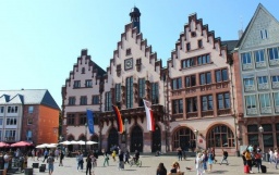 
Безвиз для беженцев. Как долго можно находиться в ЕС и почему возникают проблемы
