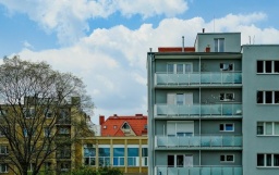 
Украинских беженцев в Польше обеспечат недорогим жильем: детали
