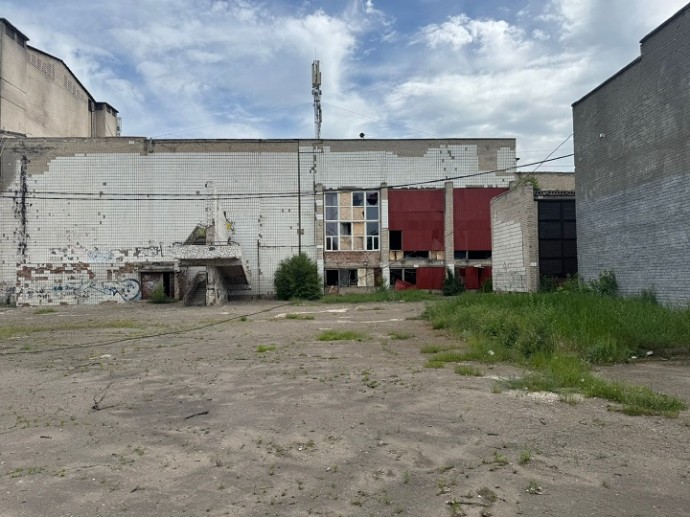 Ракетний обстріл Костянтинівки: троє поранених, пошкоджено житлові будинки та заклад культури