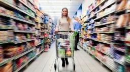 За год в Украине подорожали 22 социальных продукта &ndash; эксперт