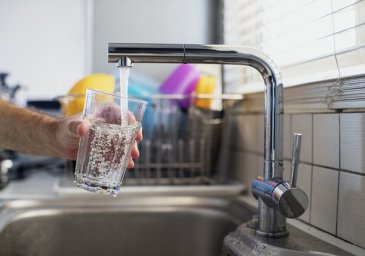 Украинцы платят как за питьевую воду, но по факту она техническая, - МОЗ