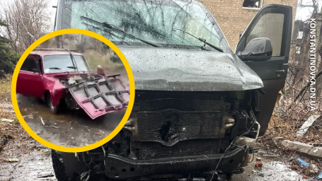 У Костянтинівці зафіксовано два удари FPV-дронів: пошкоджено автомобілі, постраждалих немає