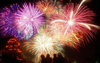 В Украине вступил в силу запрет на использование большинства салютов, фейерверков и петард