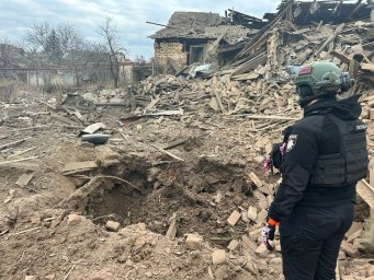 Росіяни 21 березня скинули на Костянтинівку три авіабомби: загинула жінка, є поранені