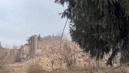 Авіаудар і артобстріл по Костянтинівці: пошкоджені будинки, є поранені &ndash; про ситуацію станом на 16 жовтня