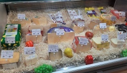 
На правобережье в Константиновке продуктов все больше, цены - все выше
